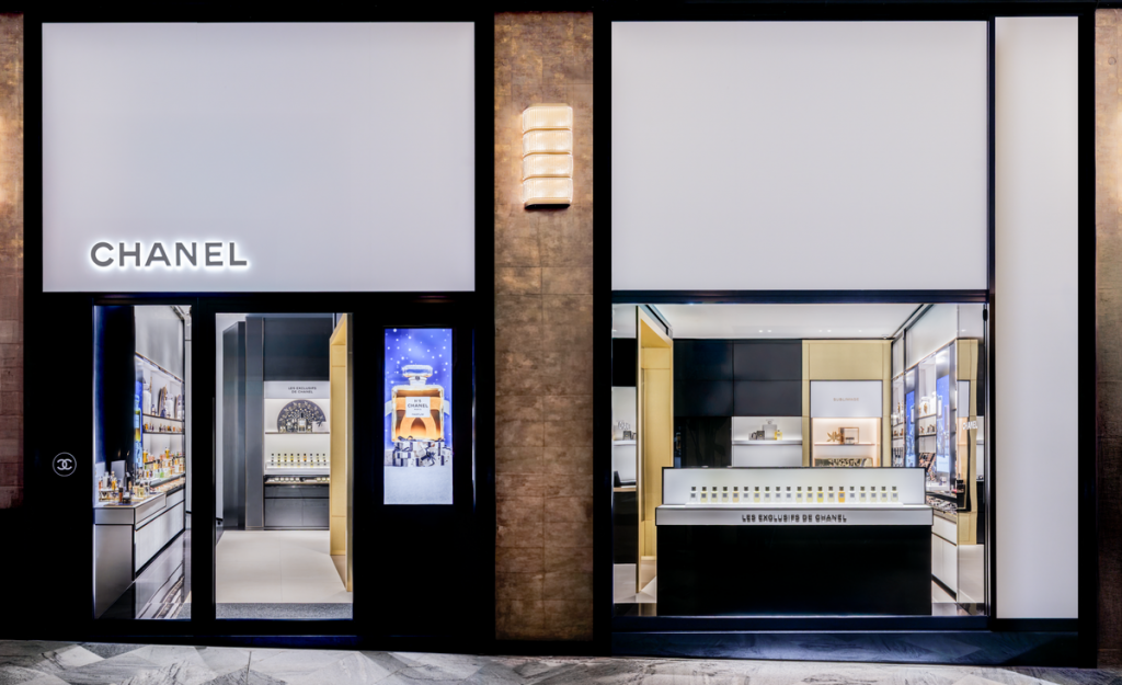 Chanel FRAGRANCE AND BEAUTY BOUTIQUE Bologna